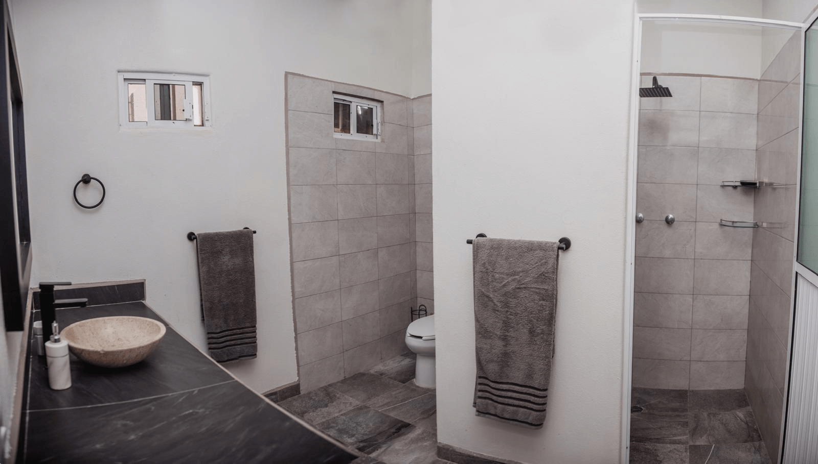 Baño y acabados
