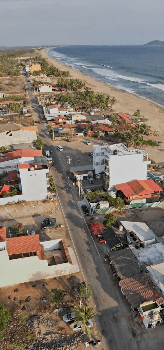 Única calle de Playa Larga